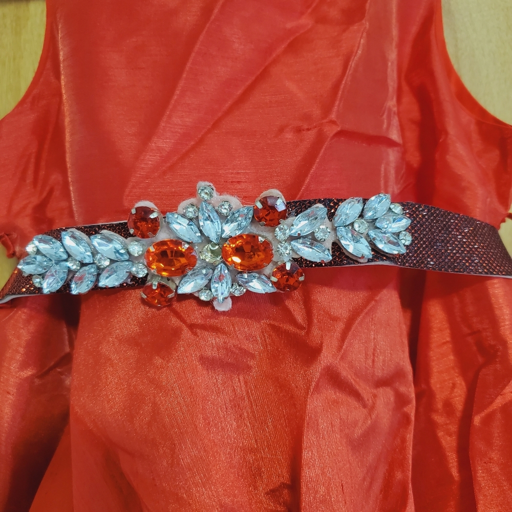 RED GIRL DRESS - Picture 6 of 7